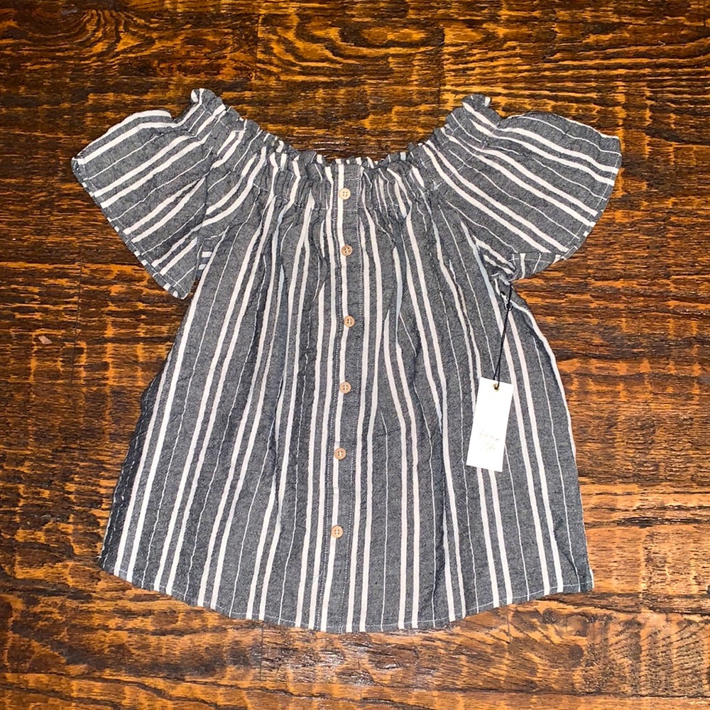 Active USA Smock Button Down Top